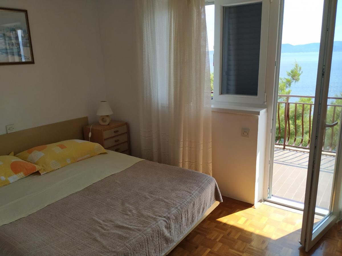 Apartments Pino Брела Екстериор снимка